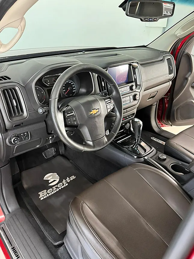 Camioneta chevrolet s10 hc dd4a 2019-6 na Beretta Automóveis em Criciúma