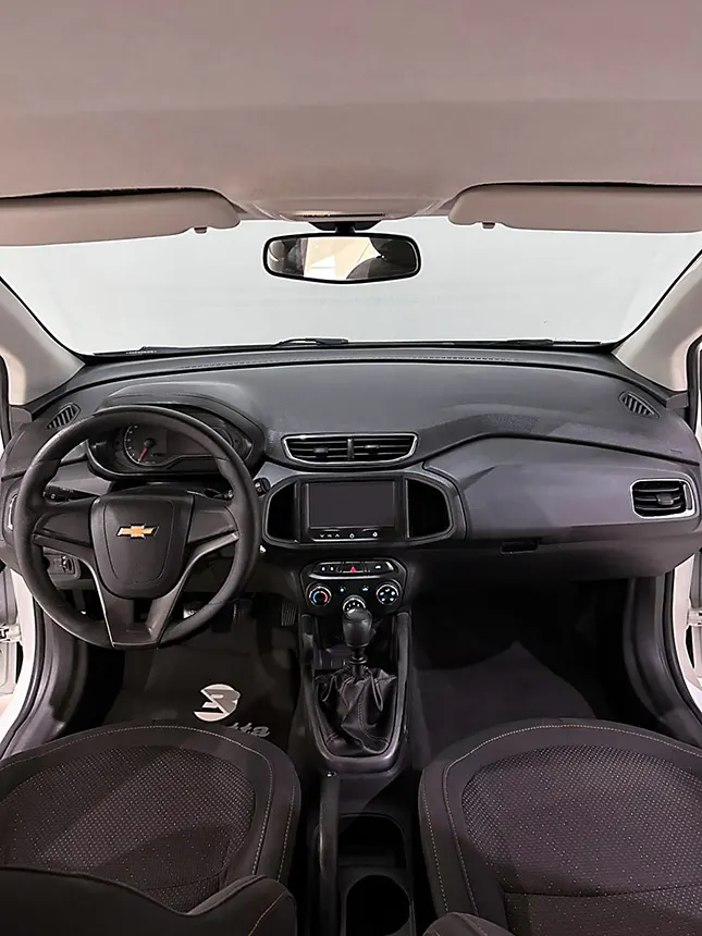 Carro chevrolet onix 1.4 mt ltz 2015-6 na Beretta Automóveis em Criciúma