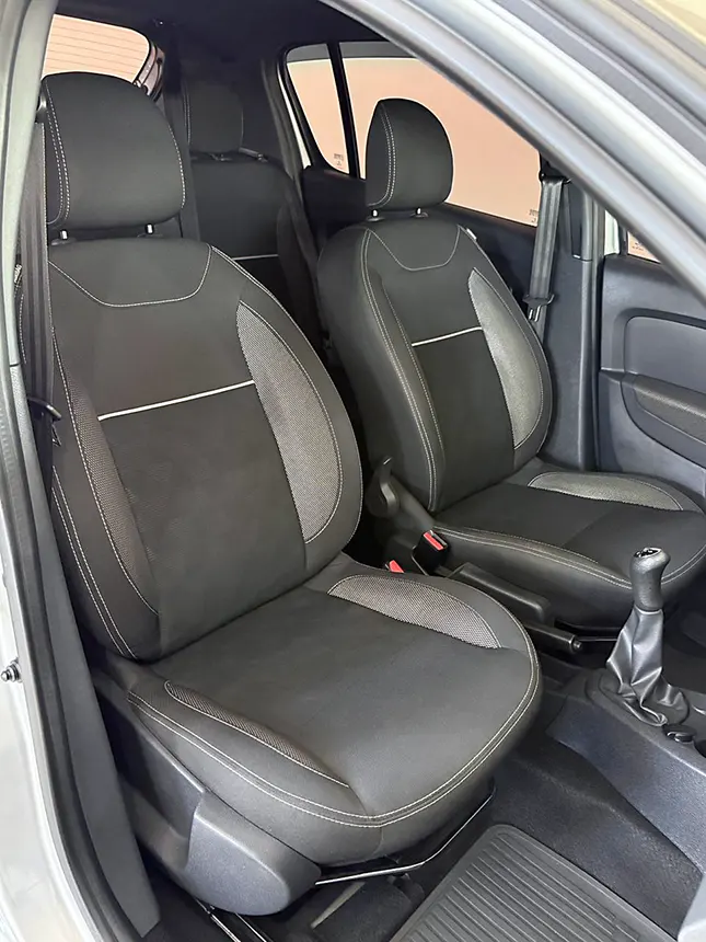 Carro  renault sandero sedition 2023-8 na Beretta Automóveis em Criciúma