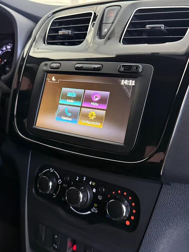 Carro renault sandero sedition 2023-9 na Beretta Automóveis em Criciúma