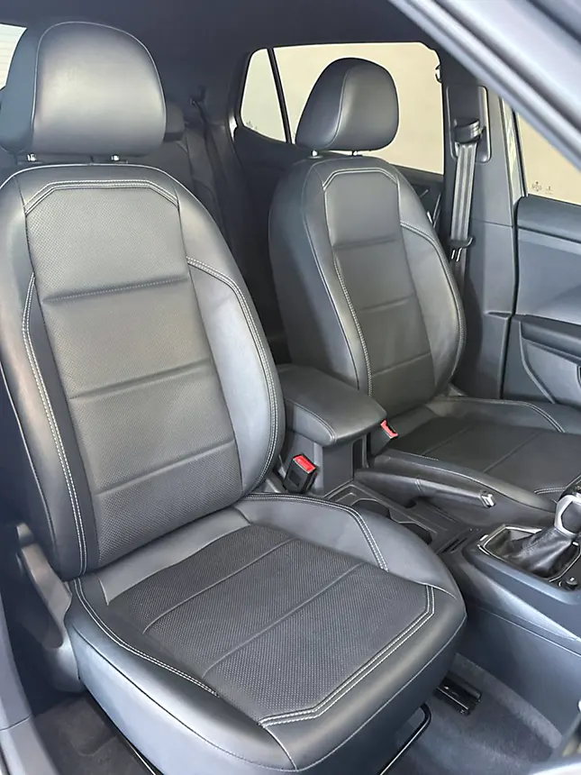 Carro volkswagen t cross hl tsi 2023-10 na Beretta Automóveis em Criciúma