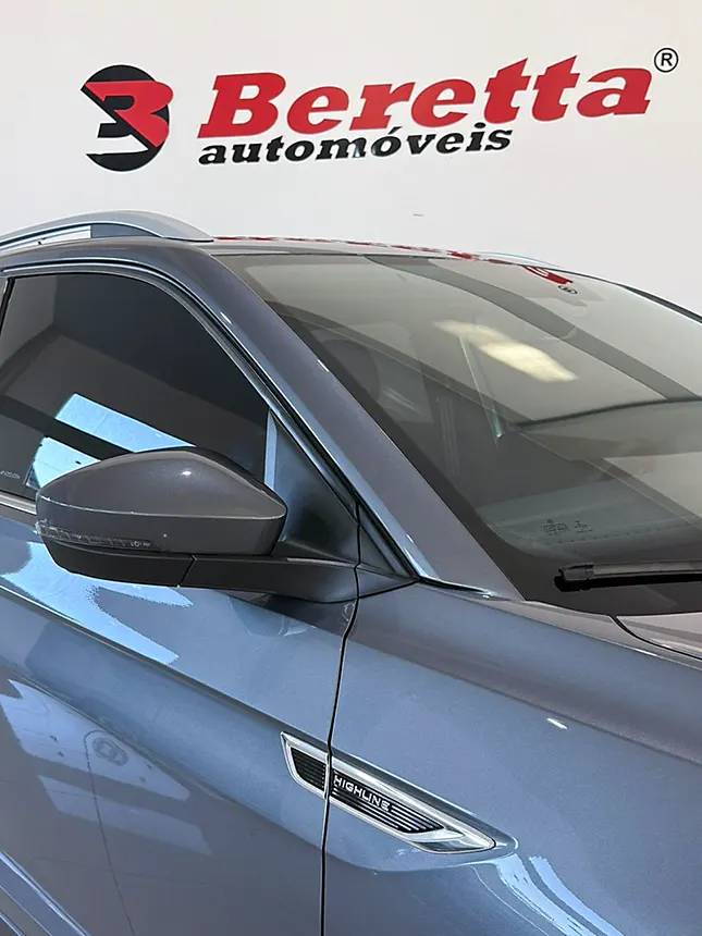 Carro volkswagen t cross hl tsi 2023-4 na Beretta Automóveis em Criciúma SC