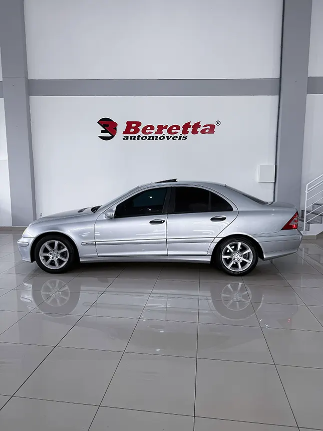 Carro mercedes benz c 180 k 2005-2 na Beretta Auto móveis em Criciúma