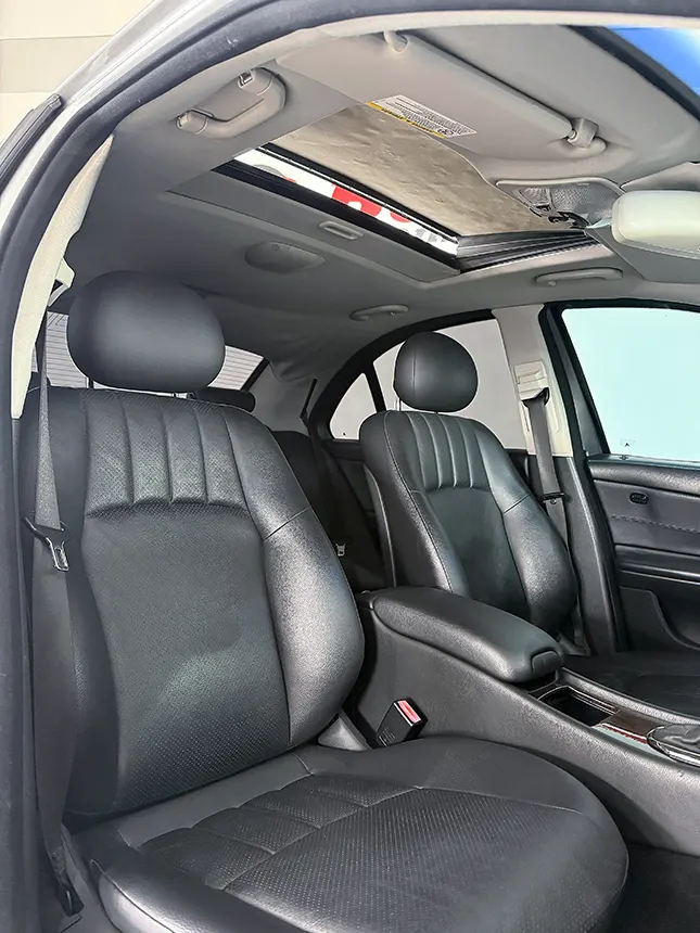 Carro mercedes benz c 180 k 2005-9 na Beretta Automóveis em Criciúma