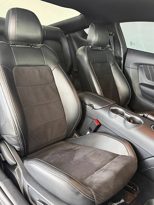 Carro ford mustang gt 2020-9 na Beretta Automóveis em Criciúma