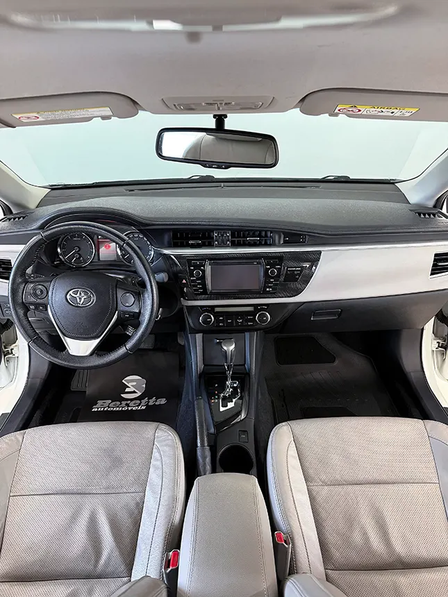 Carro toyota corolla xei 2.0 flex 2015-5 na Beretta Automóveis em Criciúma