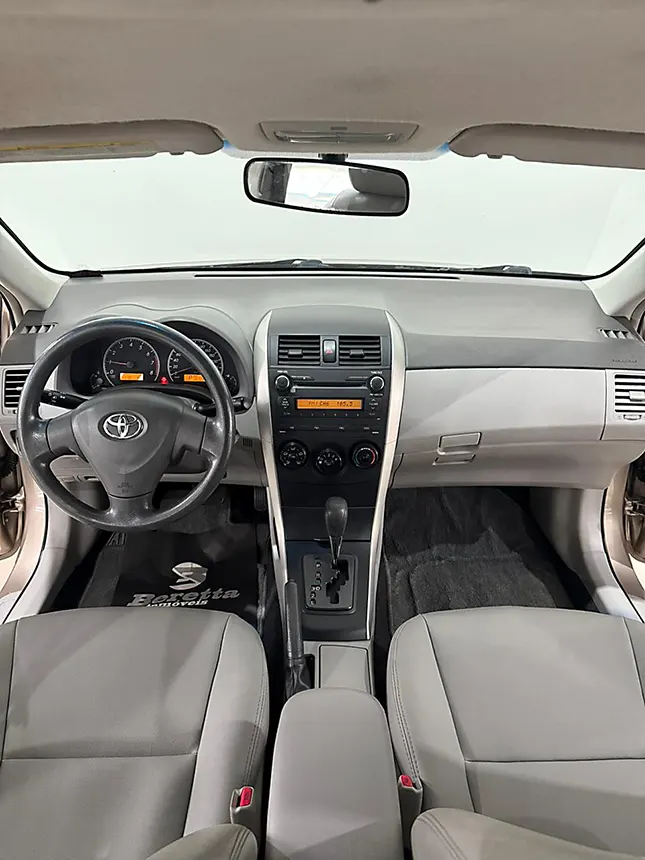 Carro toyota corolla xli 1.8 flex 2009-5 na Beretta Automóveis em Criciúma