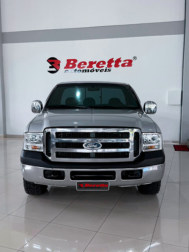 Veiculo camioneta Ford f250 xlt f22 2009-1 na Beretta Auto móveis em Criciúma