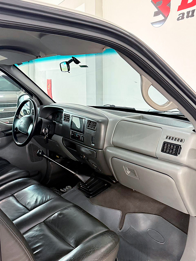 Veiculo camioneta Ford f250 xlt f22 2009-6 na Beretta Automóveis em Criciúma