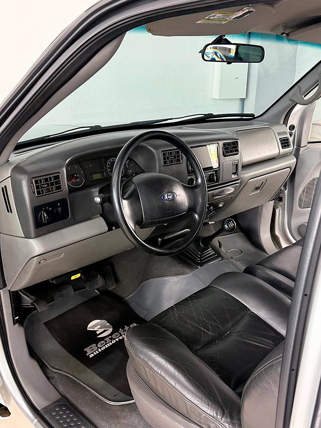 Veiculo camioneta Ford f250 xlt f22 2009-7 na Beretta Automóveis em Criciúma