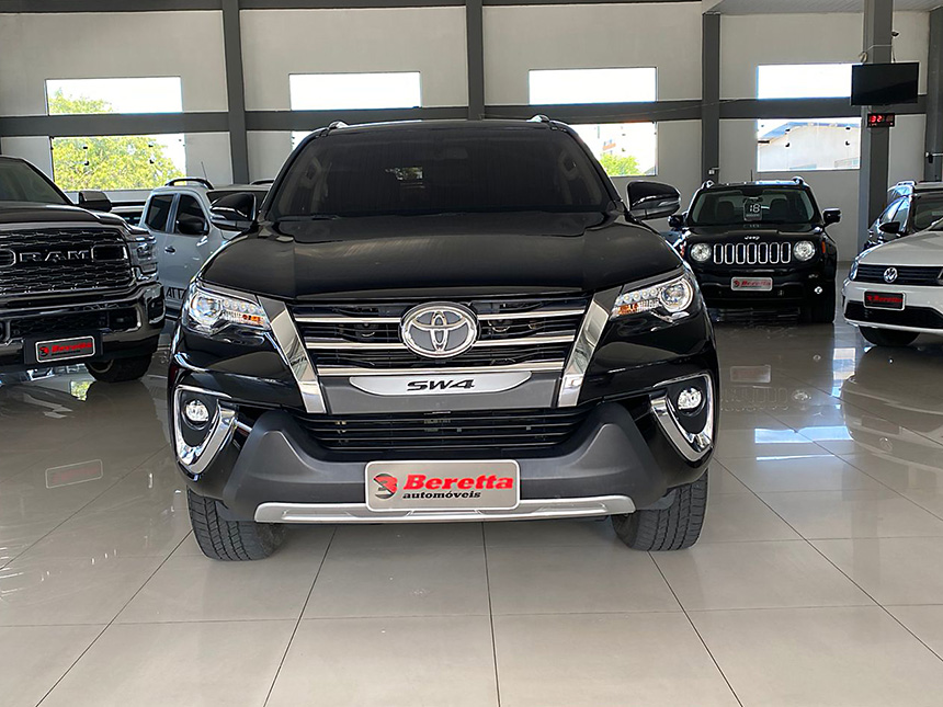 Camioneta toyota hilux swsrxa4fd 2020-1 - Carro a venda na Beretta Automóveis em Criciúma