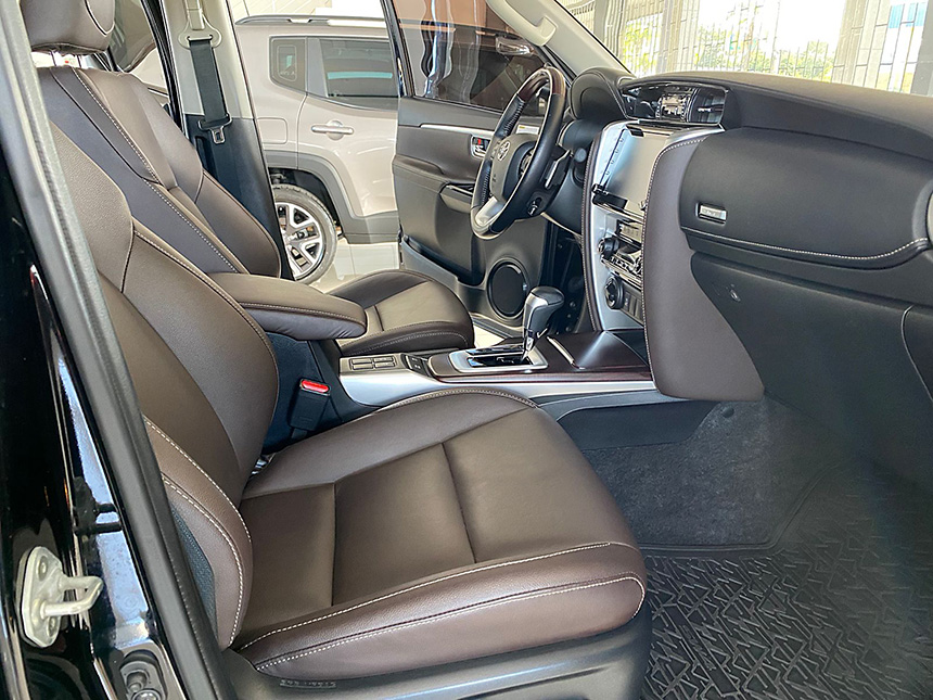 Camioneta toyota hilux swsrxa4fd 2020-10 - Carro a venda na Beretta Automóveis em Criciúma