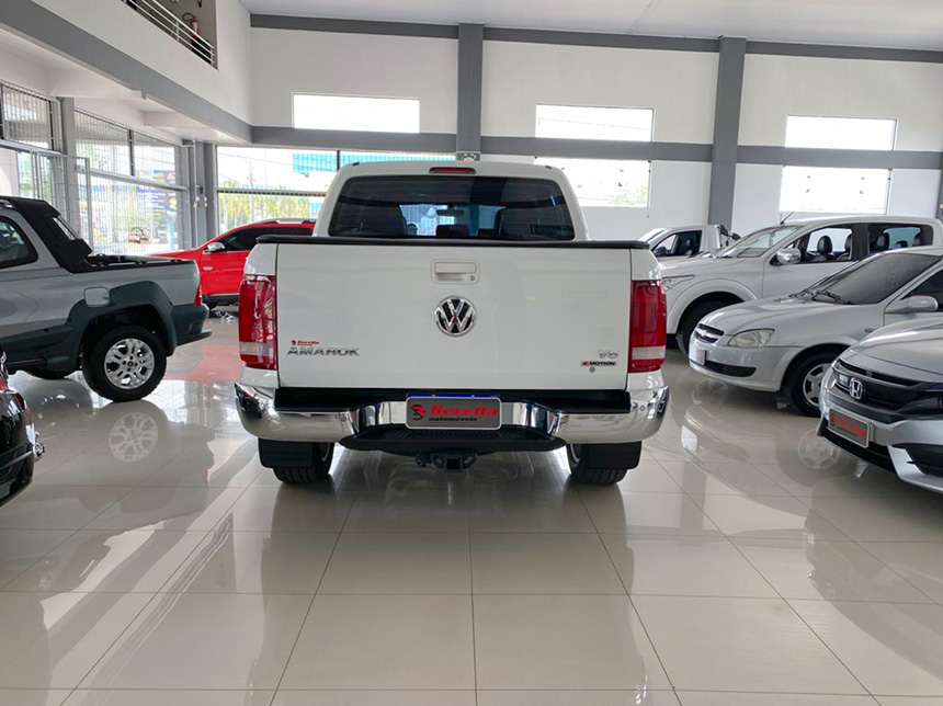 Camioneta volkswagen amarok v6 high ac4 2019-4 na Beretta Automóveis em Criciúma