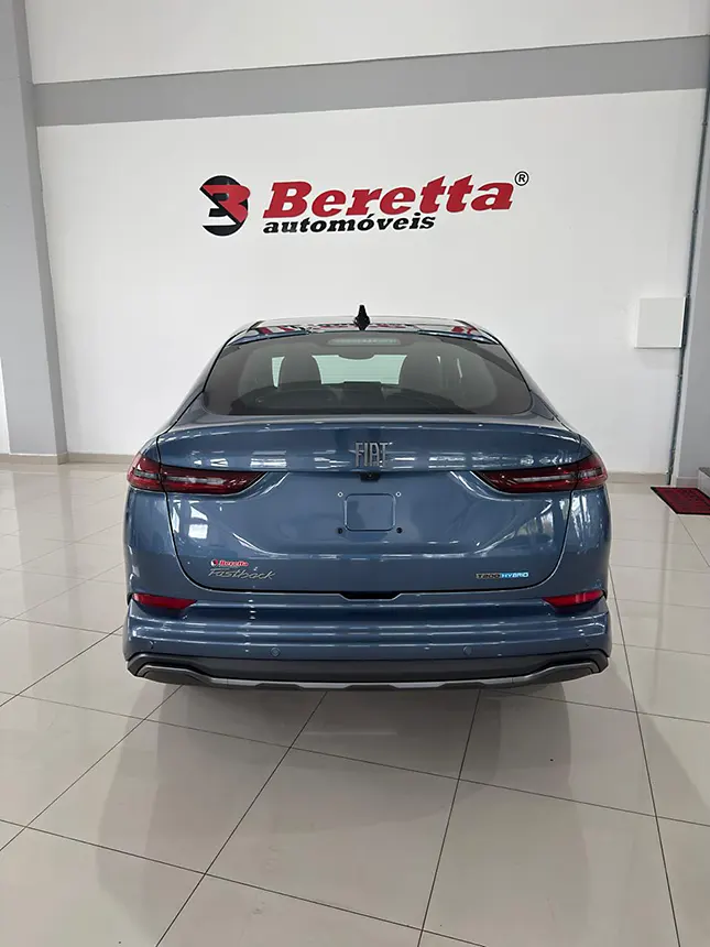 Veiculo fiat fastback impetus turbo 200 hybrido flex at 2026 0km-3 na Beretta Automóveis em Criciúma